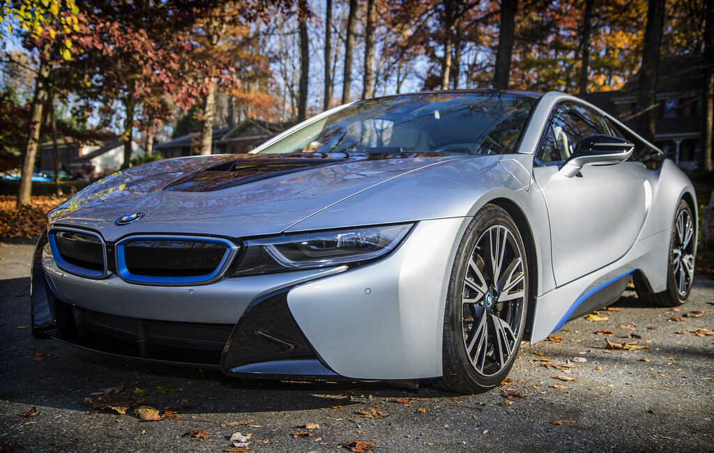 This explores what is the spec of the bmw i8.